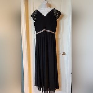 Aofur Cap Sleeve Black Maxi Dress